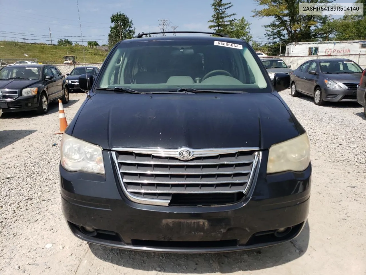 2009 Chrysler Town & Country Touring VIN: 2A8HR54189R504140 Lot: 68866664