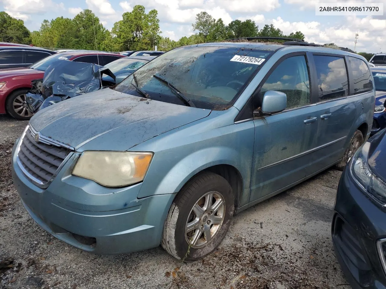 2009 Chrysler Town & Country Touring VIN: 2A8HR54109R617970 Lot: 72179264