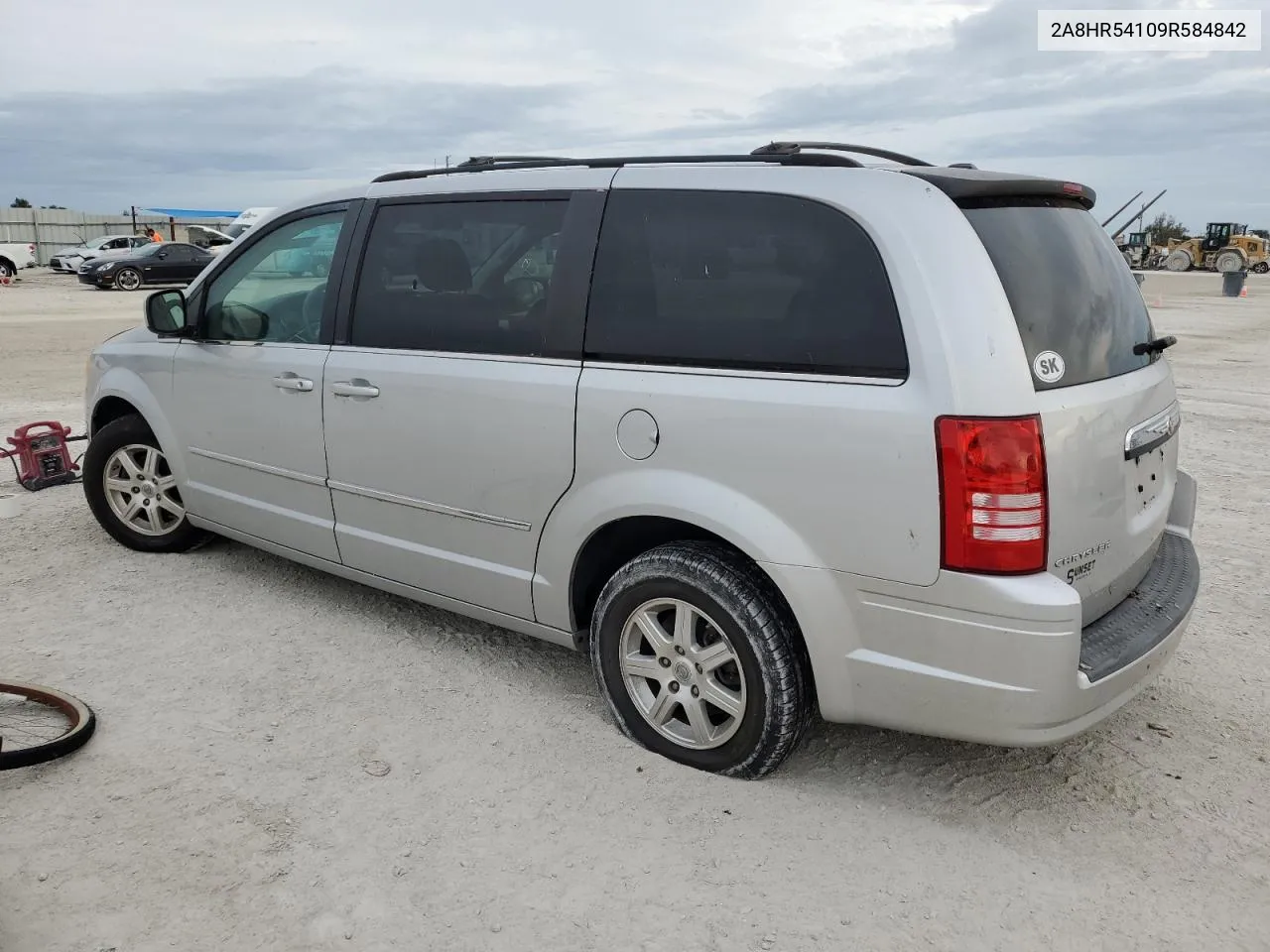 2009 Chrysler Town & Country Touring VIN: 2A8HR54109R584842 Lot: 78302084