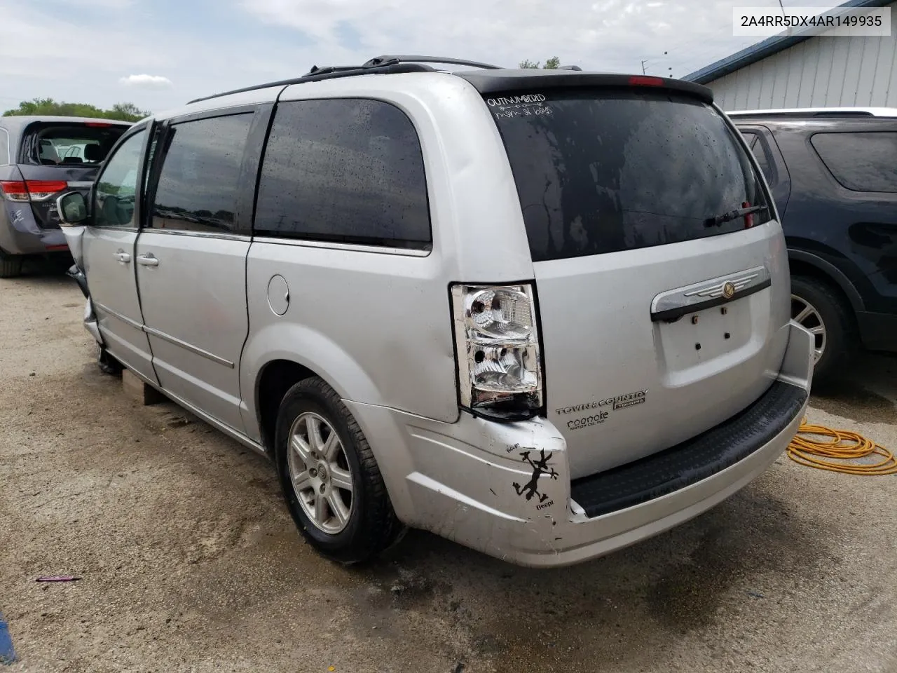 2A4RR5DX4AR149935 2010 Chrysler Town & Country Touring