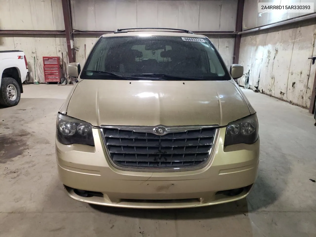 2010 Chrysler Town & Country Touring Plus VIN: 2A4RR8D15AR330393 Lot: 66693374