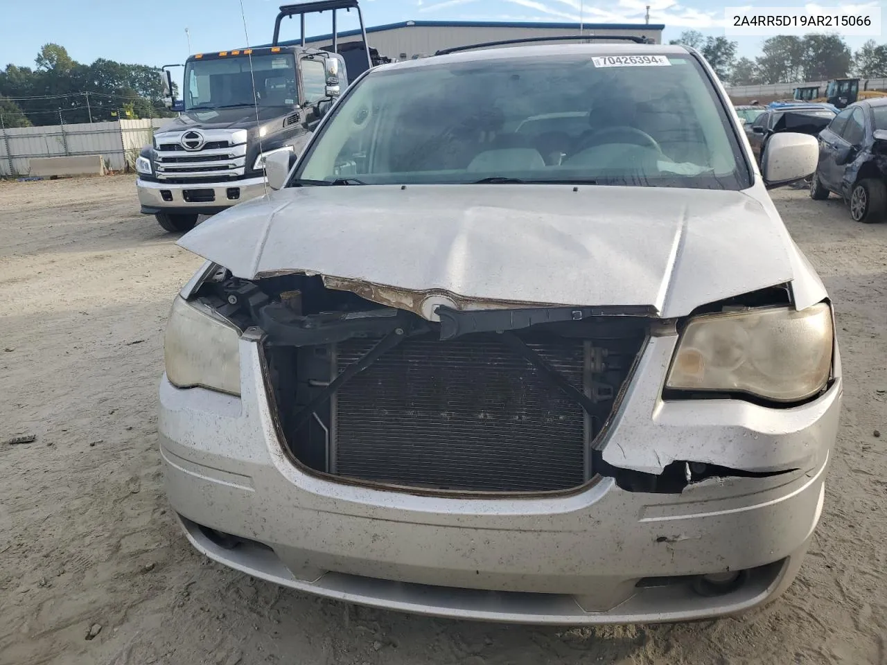 2A4RR5D19AR215066 2010 Chrysler Town & Country Touring