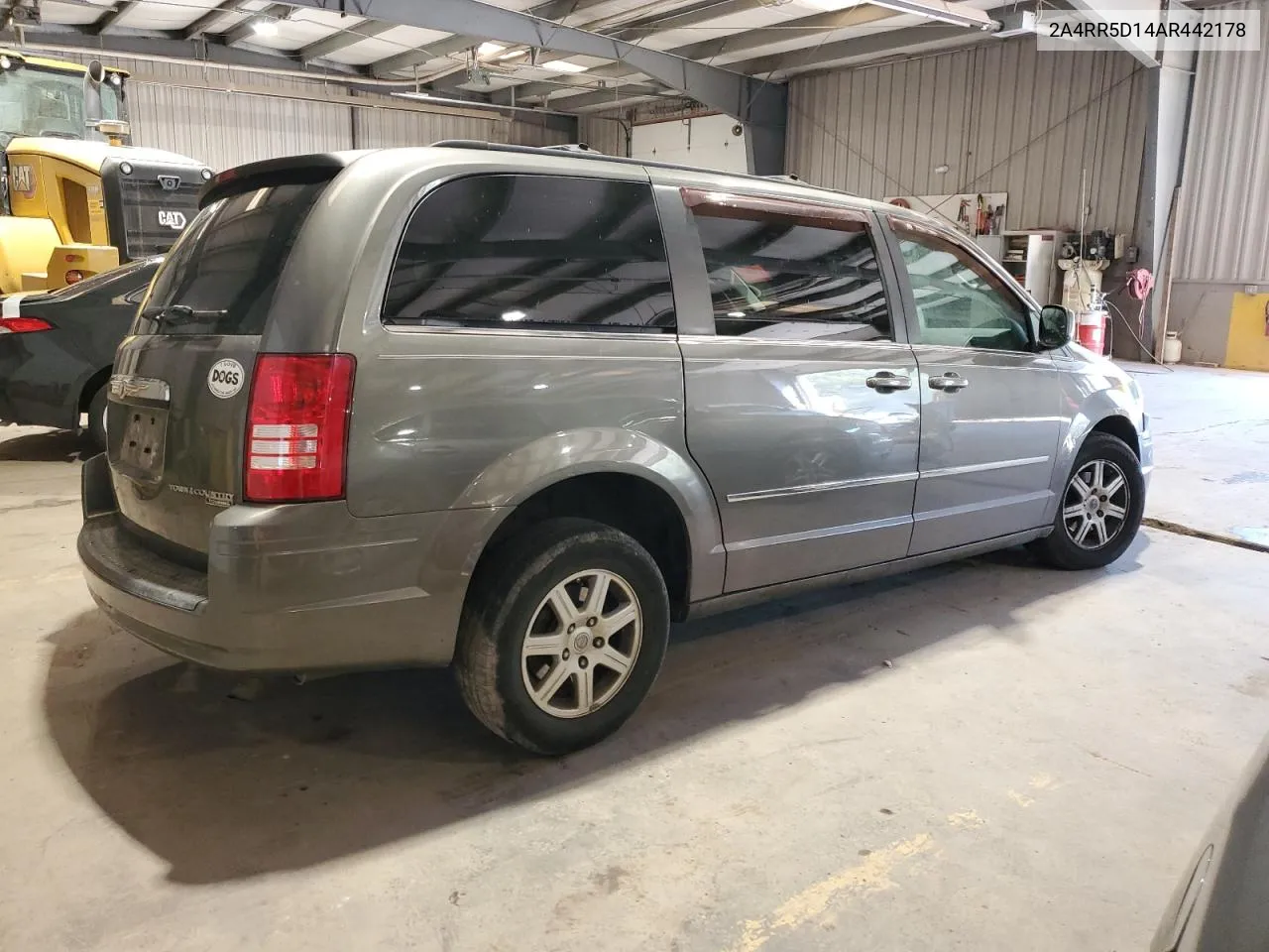 2010 Chrysler Town & Country Touring VIN: 2A4RR5D14AR442178 Lot: 71246354