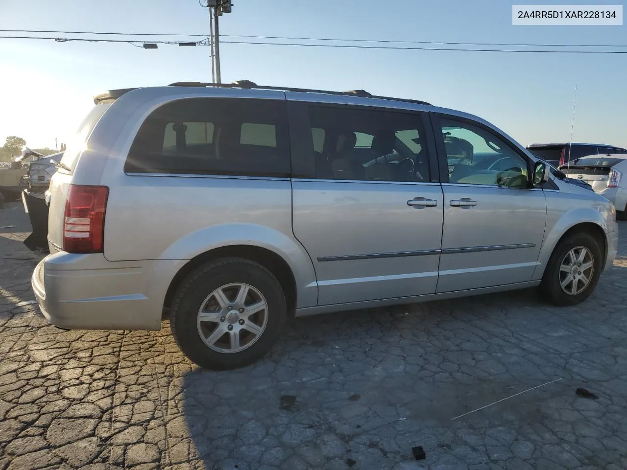 2010 Chrysler Town & Country Touring VIN: 2A4RR5D1XAR228134 Lot: 74391474