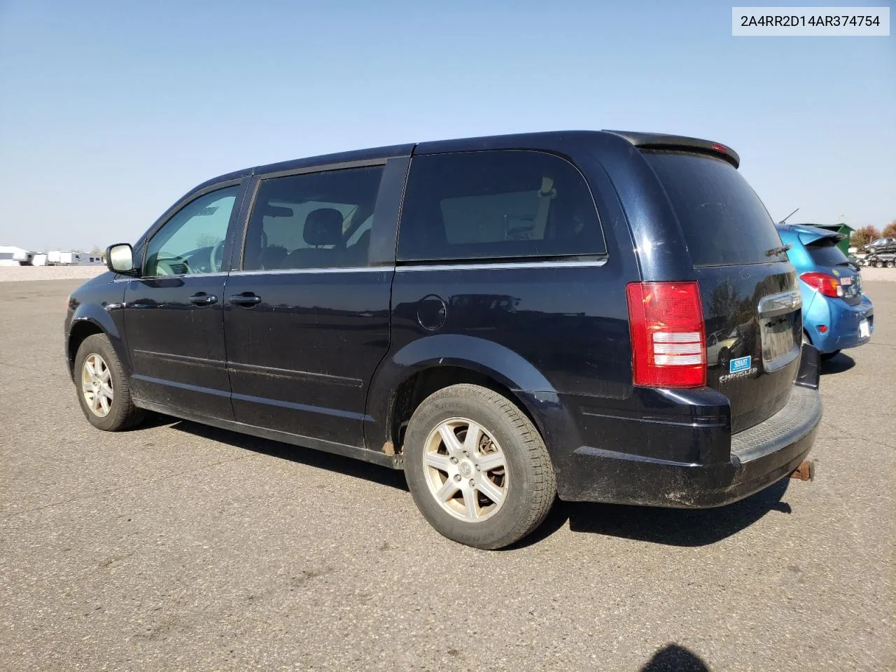 2010 Chrysler Town & Country Lx VIN: 2A4RR2D14AR374754 Lot: 75947694