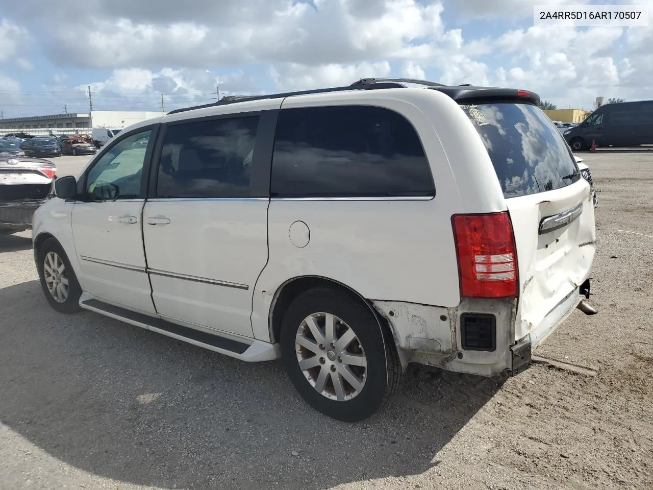 2010 Chrysler Town & Country Touring VIN: 2A4RR5D16AR170507 Lot: 76996234