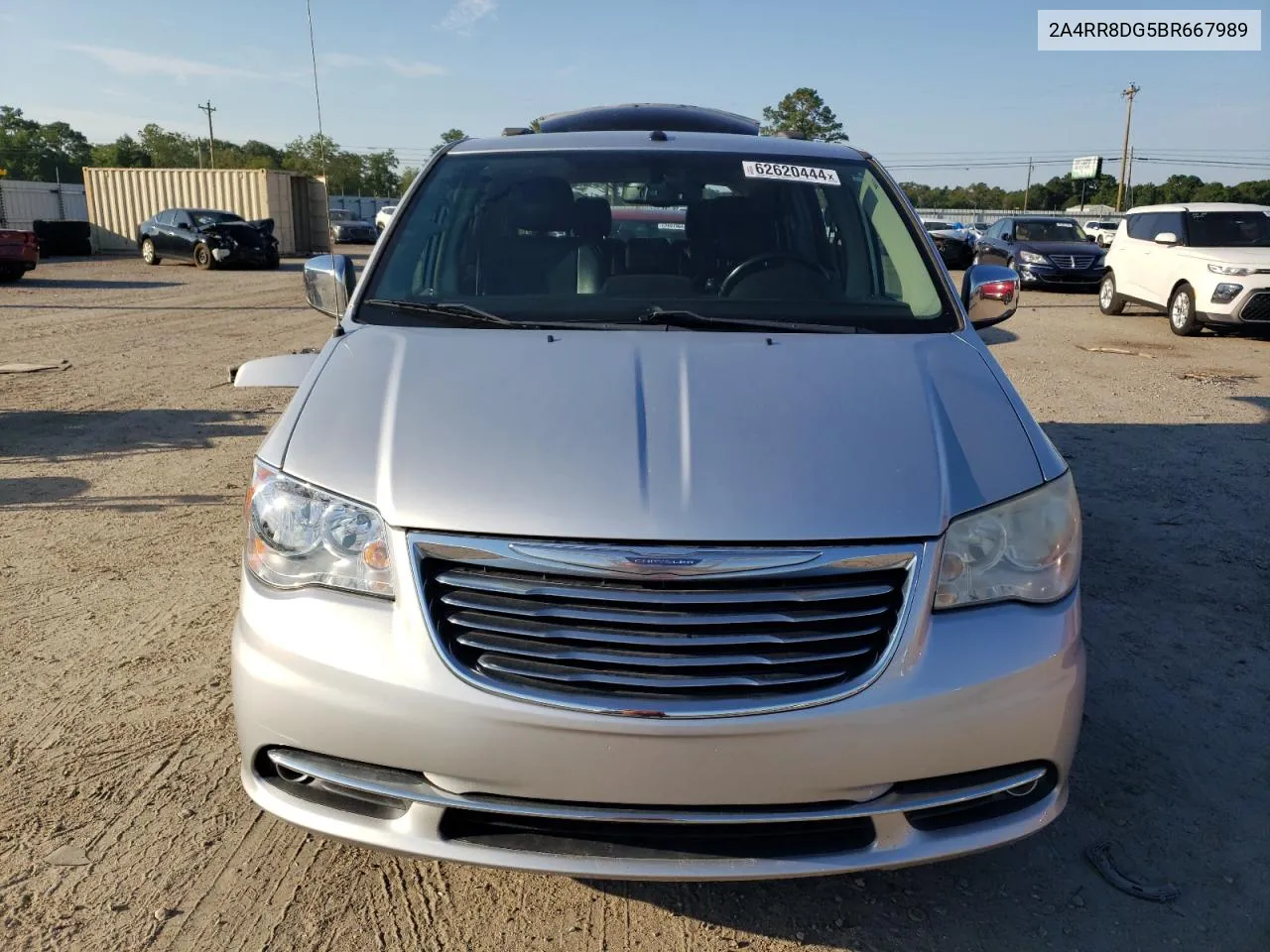 2A4RR8DG5BR667989 2011 Chrysler Town & Country Touring L