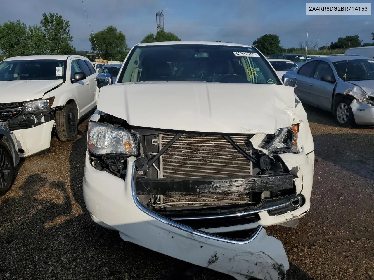 2011 Chrysler Town & Country Touring L VIN: 2A4RR8DG2BR714153 Lot: 62912744