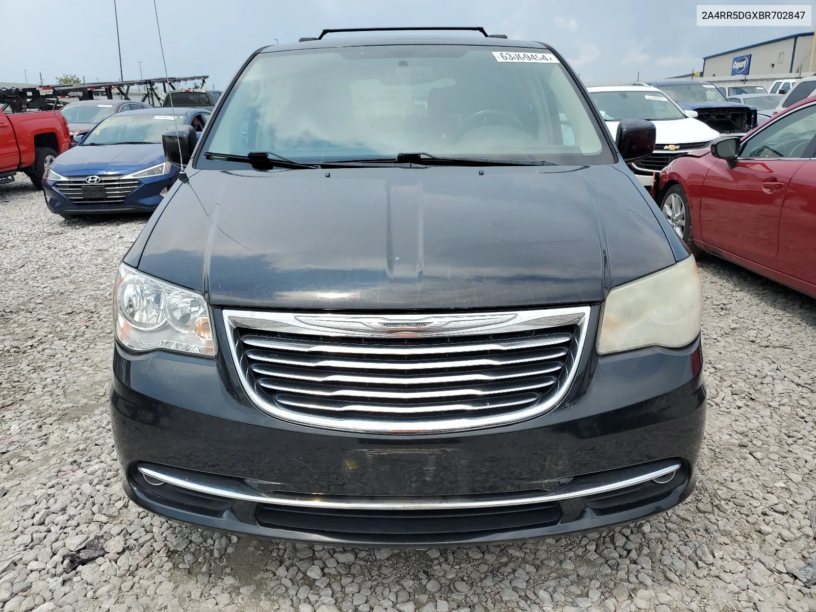 2011 Chrysler Town & Country Touring VIN: 2A4RR5DGXBR702847 Lot: 63009454