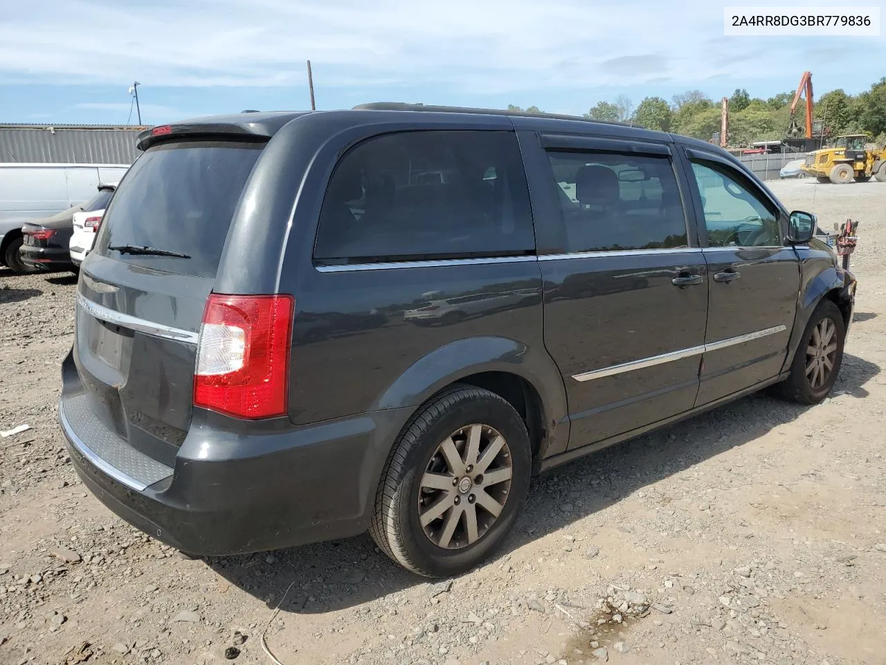 2011 Chrysler Town & Country Touring L VIN: 2A4RR8DG3BR779836 Lot: 72330494