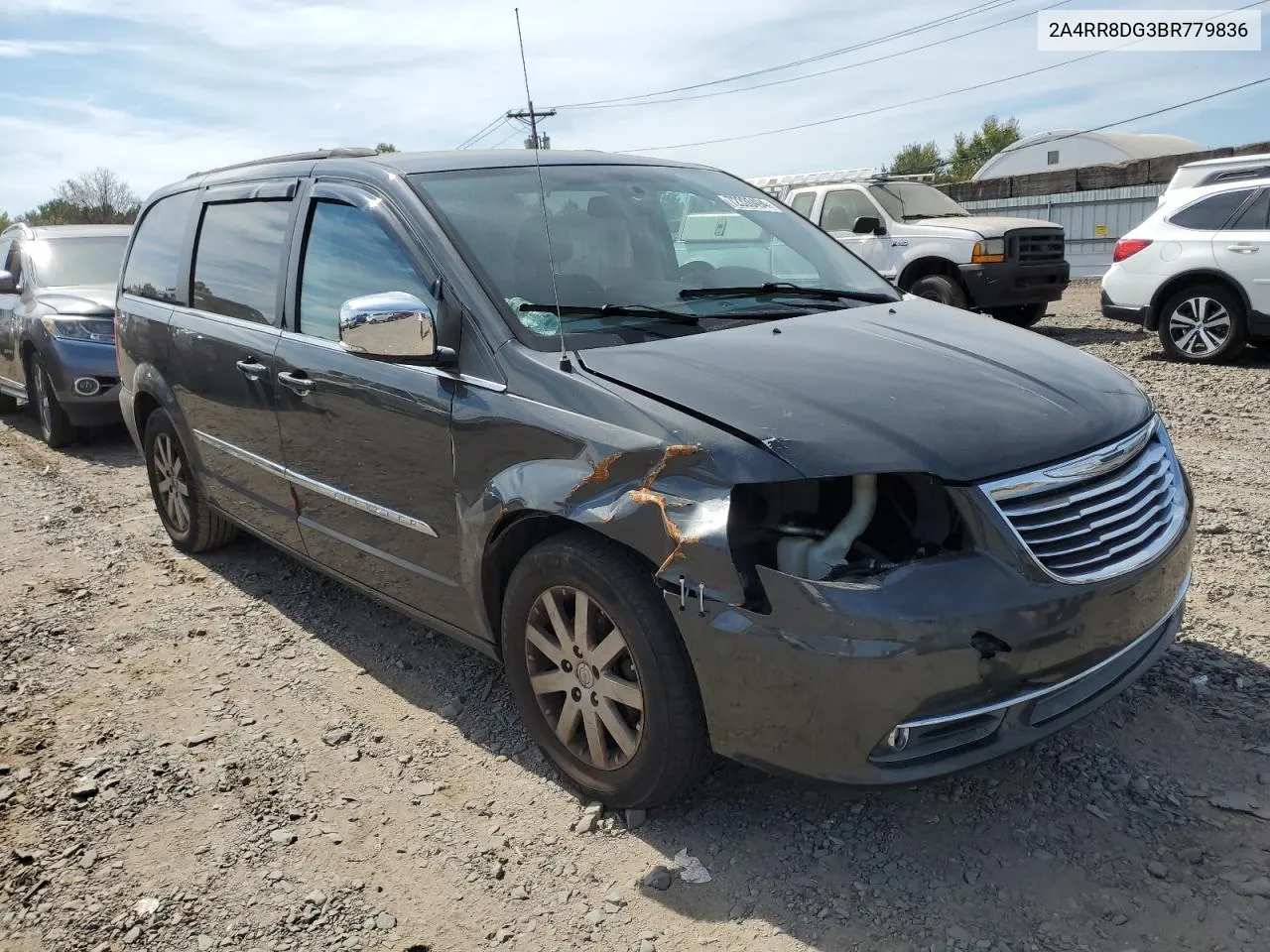 2011 Chrysler Town & Country Touring L VIN: 2A4RR8DG3BR779836 Lot: 72330494