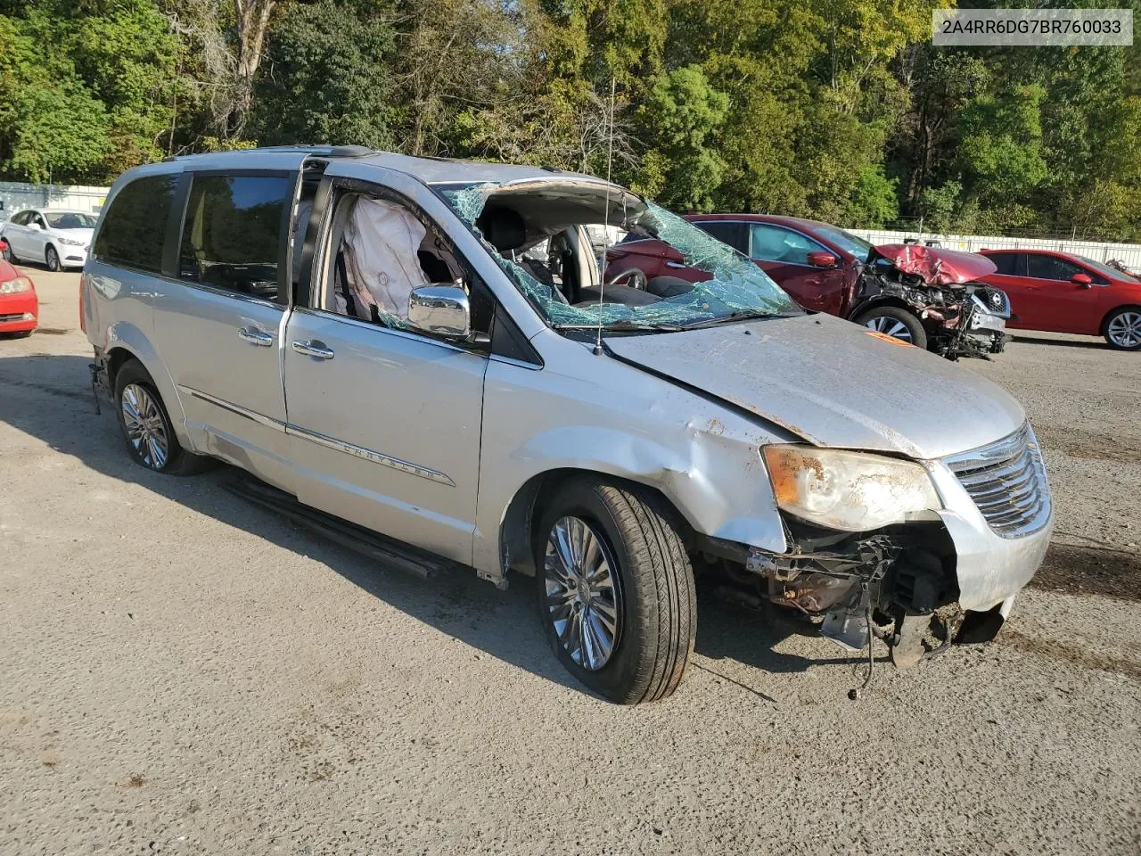 2011 Chrysler Town & Country Limited VIN: 2A4RR6DG7BR760033 Lot: 76061674