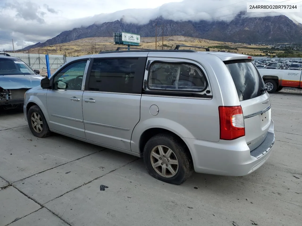 2011 Chrysler Town & Country Touring L VIN: 2A4RR8DG2BR797244 Lot: 76762994