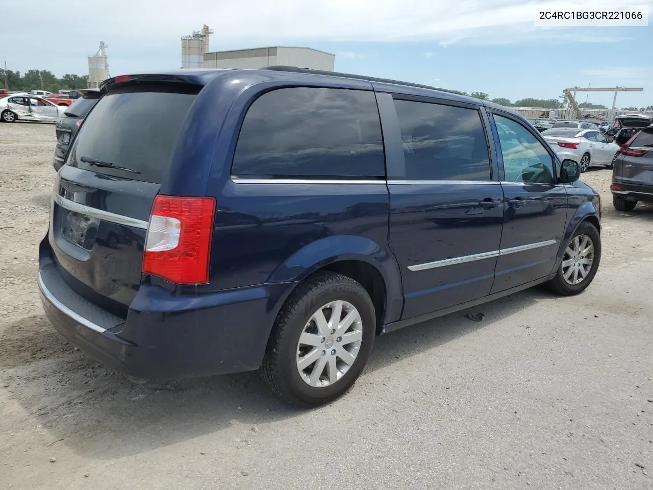 2C4RC1BG3CR221066 2012 Chrysler Town & Country Touring