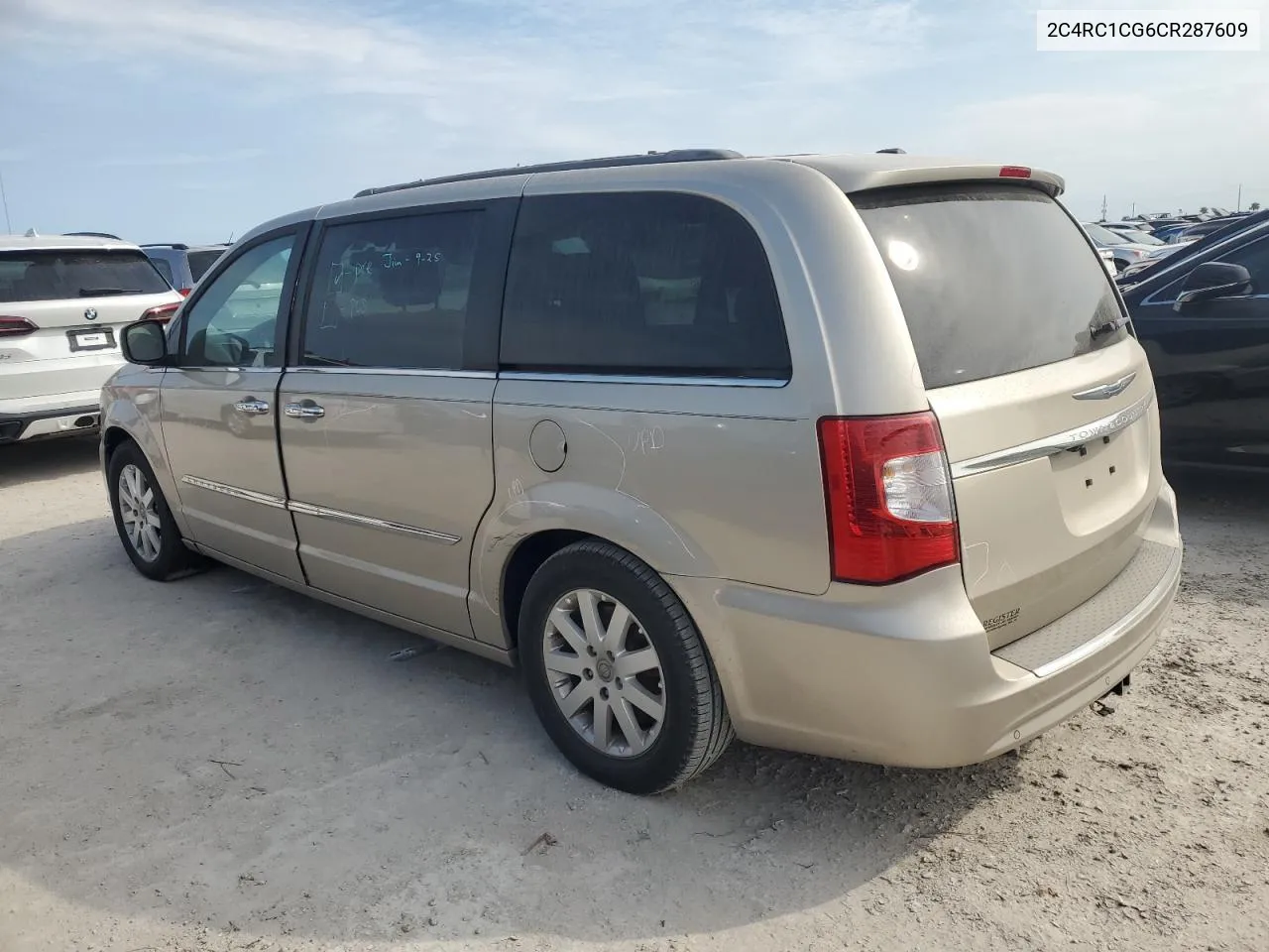 2012 Chrysler Town & Country Touring L VIN: 2C4RC1CG6CR287609 Lot: 75157044