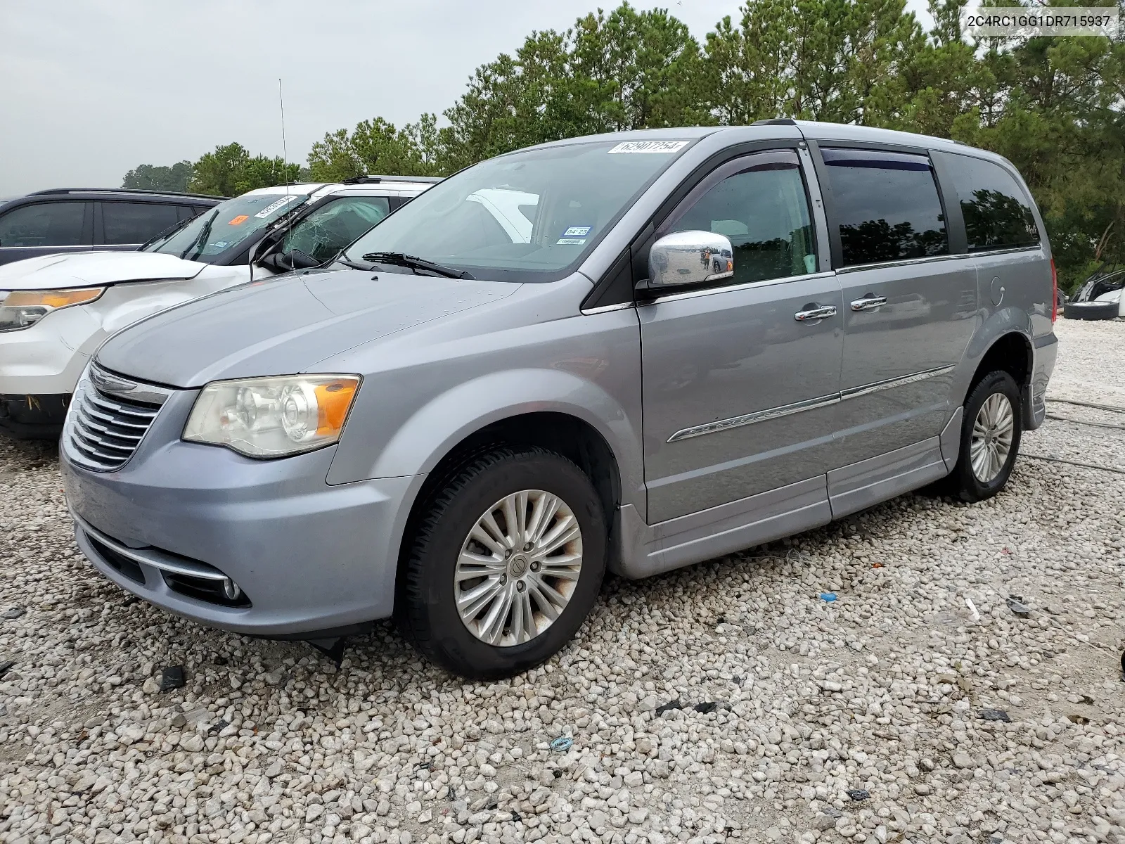 2013 Chrysler Town & Country Limited VIN: 2C4RC1GG1DR715937 Lot: 62907254