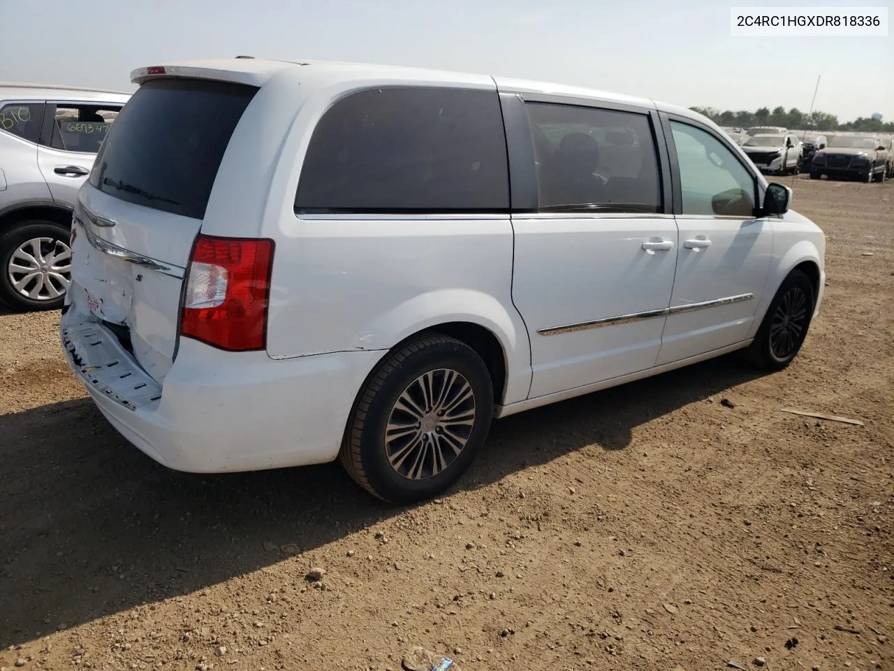 2013 Chrysler Town & Country S VIN: 2C4RC1HGXDR818336 Lot: 67058834