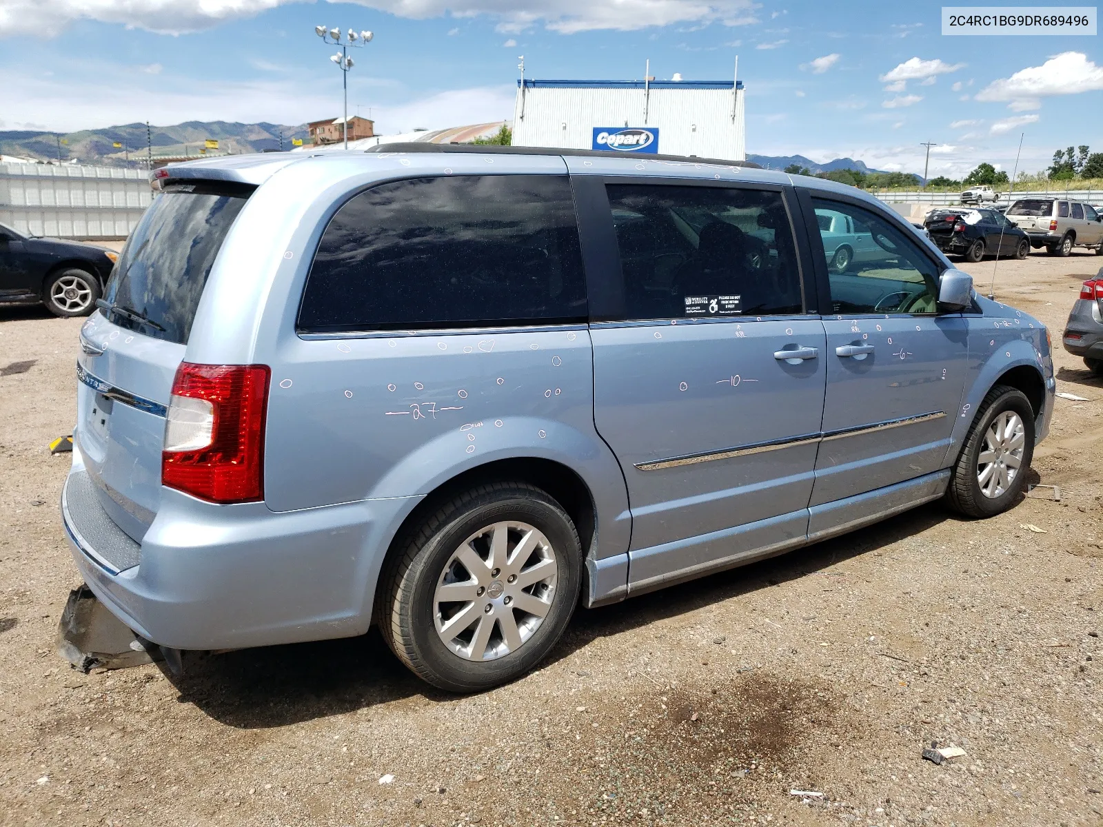 2C4RC1BG9DR689496 2013 Chrysler Town & Country Touring