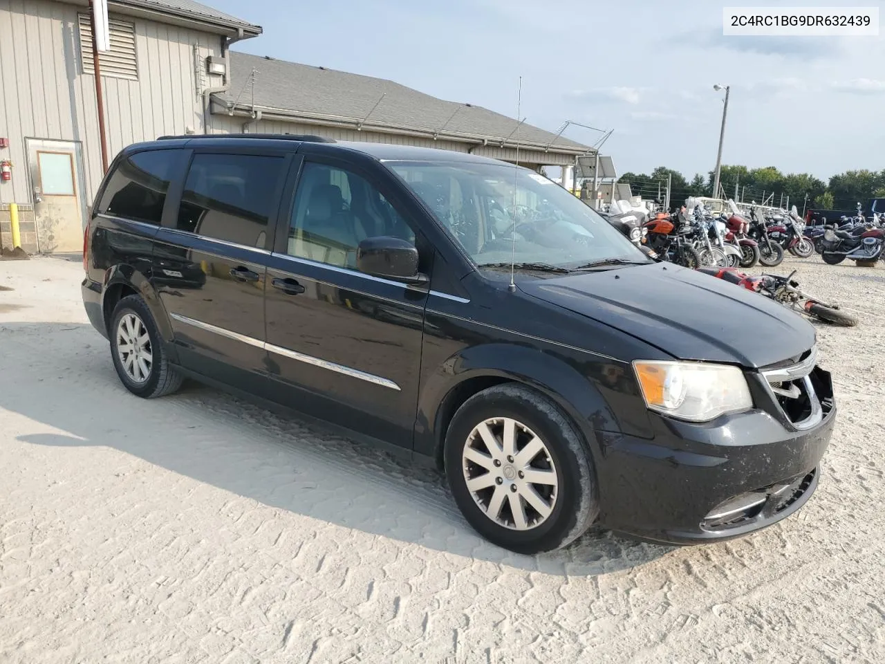 2013 Chrysler Town & Country Touring VIN: 2C4RC1BG9DR632439 Lot: 69830464