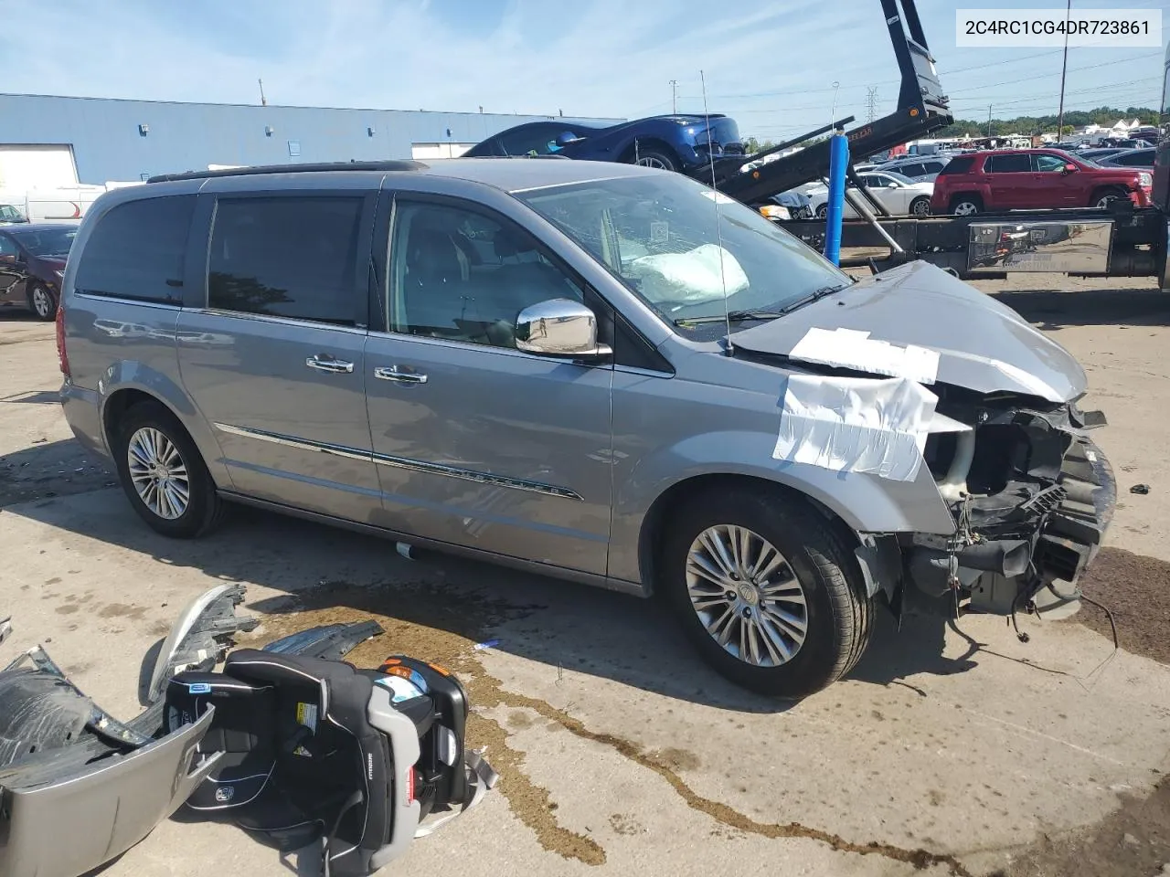 2013 Chrysler Town & Country Touring L VIN: 2C4RC1CG4DR723861 Lot: 70726764