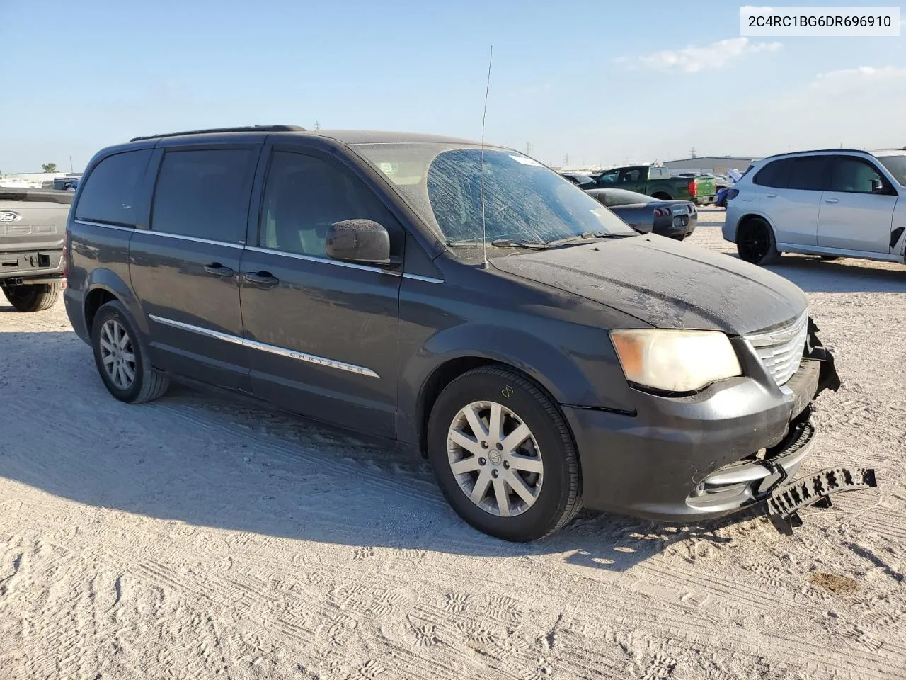 2013 Chrysler Town & Country Touring VIN: 2C4RC1BG6DR696910 Lot: 77387444