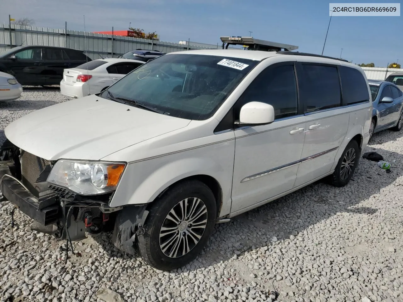 2013 Chrysler Town & Country Touring VIN: 2C4RC1BG6DR669609 Lot: 77401844