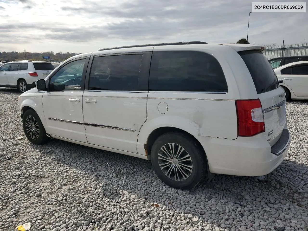 2013 Chrysler Town & Country Touring VIN: 2C4RC1BG6DR669609 Lot: 77401844