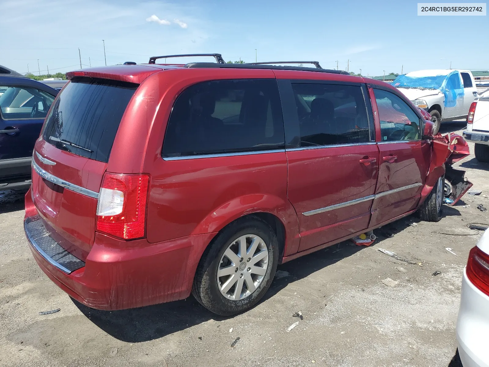 2014 Chrysler Town & Country Touring VIN: 2C4RC1BG5ER292742 Lot: 55814004