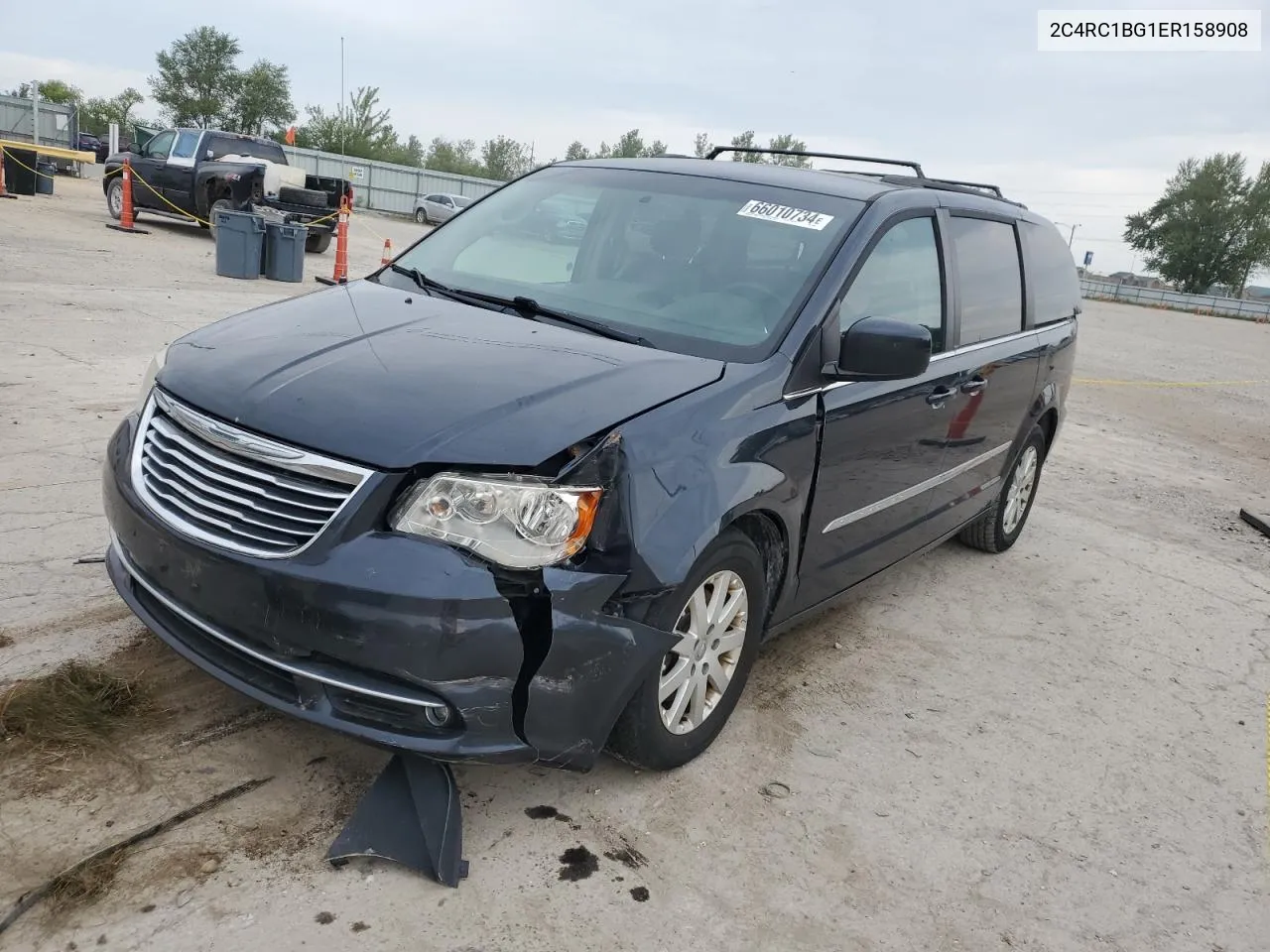 2014 Chrysler Town & Country Touring VIN: 2C4RC1BG1ER158908 Lot: 66010734