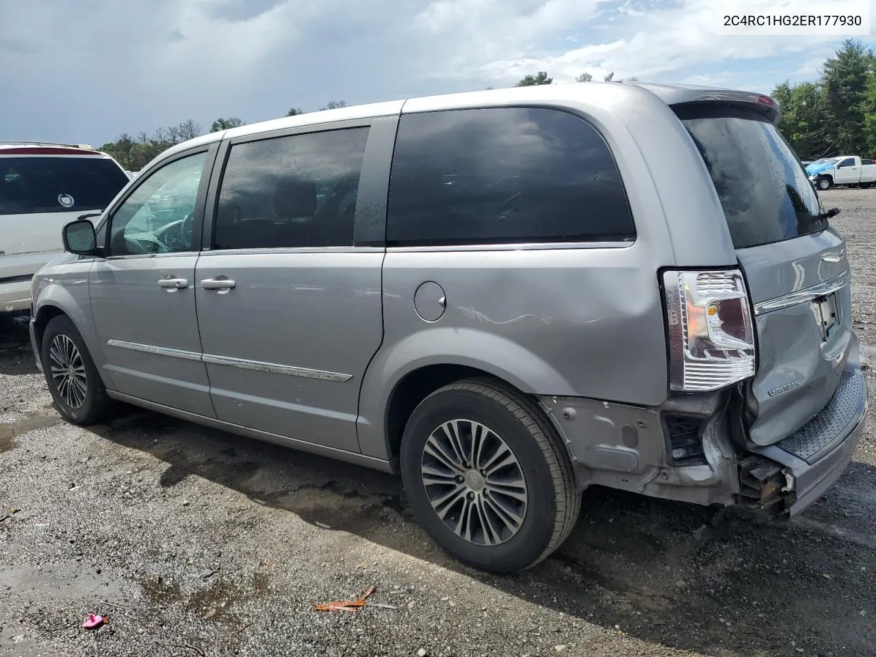 2C4RC1HG2ER177930 2014 Chrysler Town & Country S