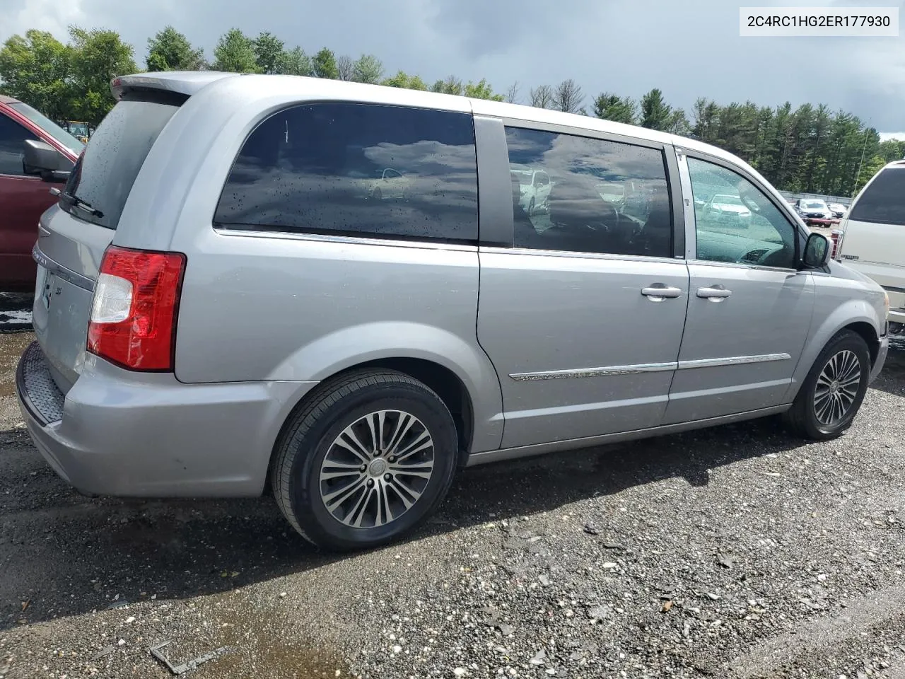 2014 Chrysler Town & Country S VIN: 2C4RC1HG2ER177930 Lot: 67739414