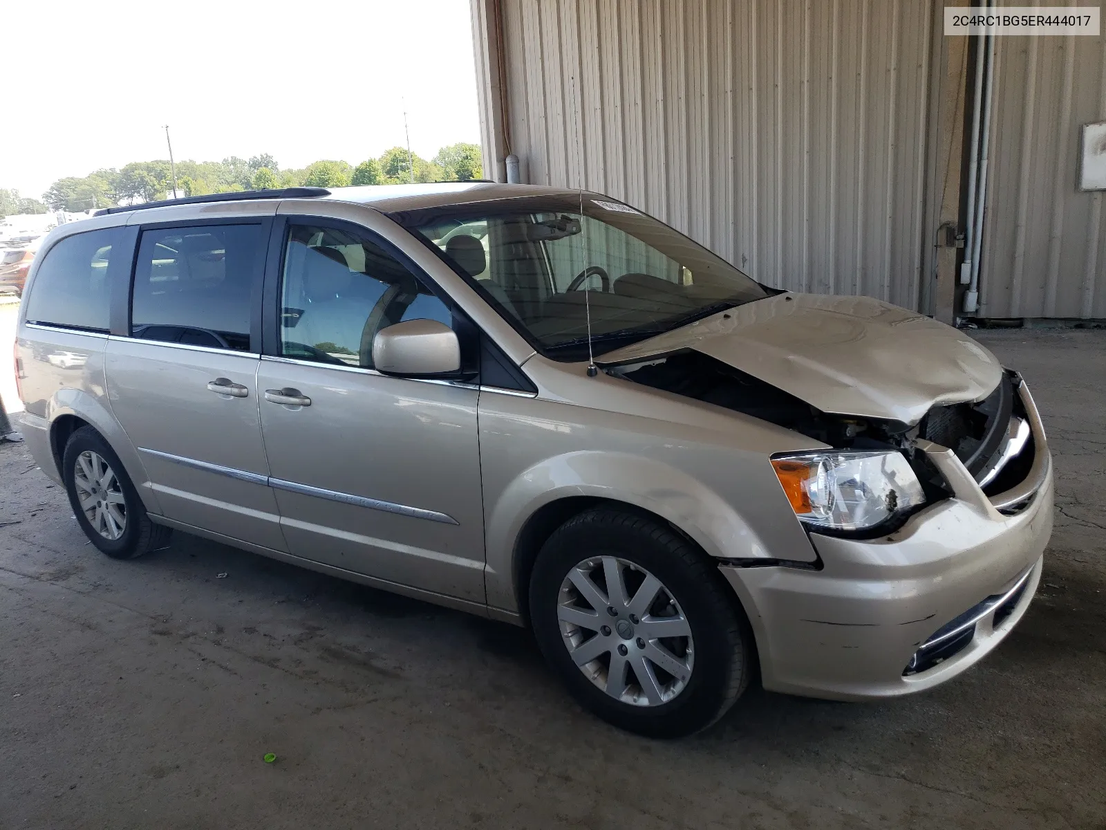 2C4RC1BG5ER444017 2014 Chrysler Town & Country Touring