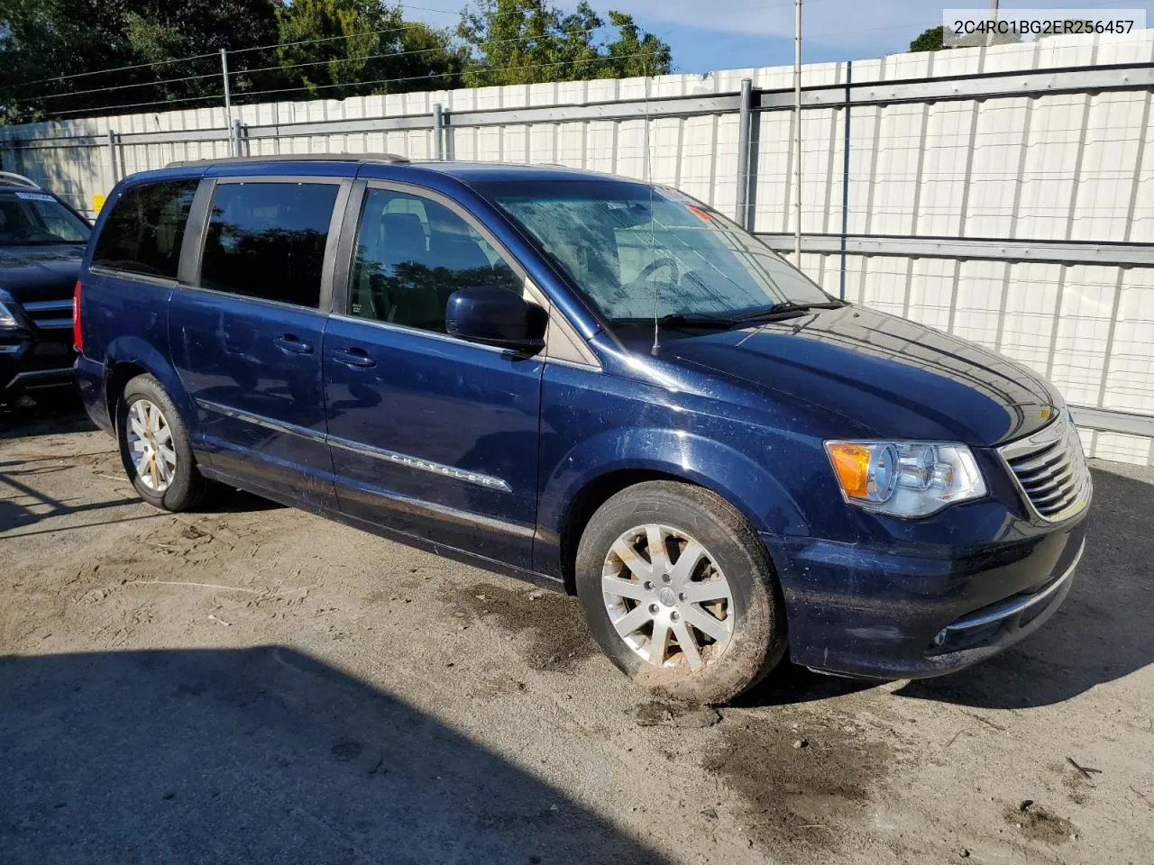 2C4RC1BG2ER256457 2014 Chrysler Town & Country Touring