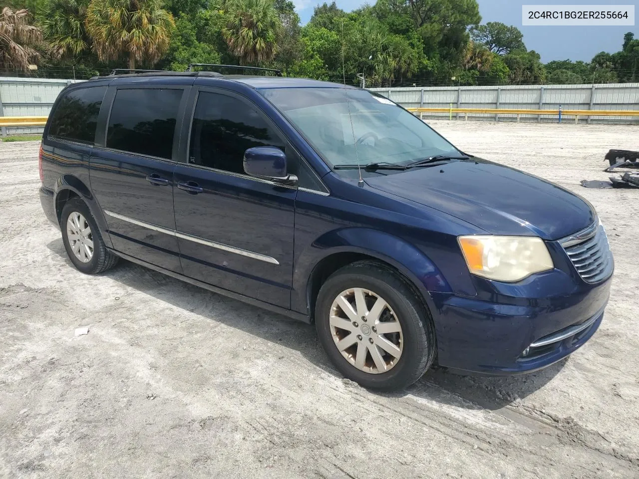 2014 Chrysler Town & Country Touring VIN: 2C4RC1BG2ER255664 Lot: 71721924