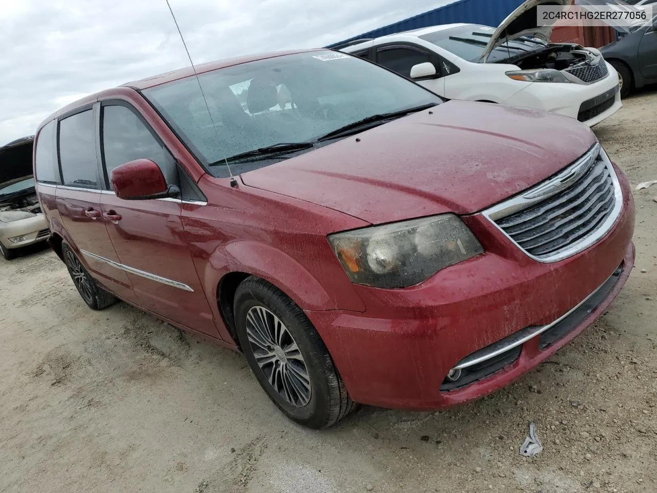 2014 Chrysler Town & Country S VIN: 2C4RC1HG2ER277056 Lot: 74668824