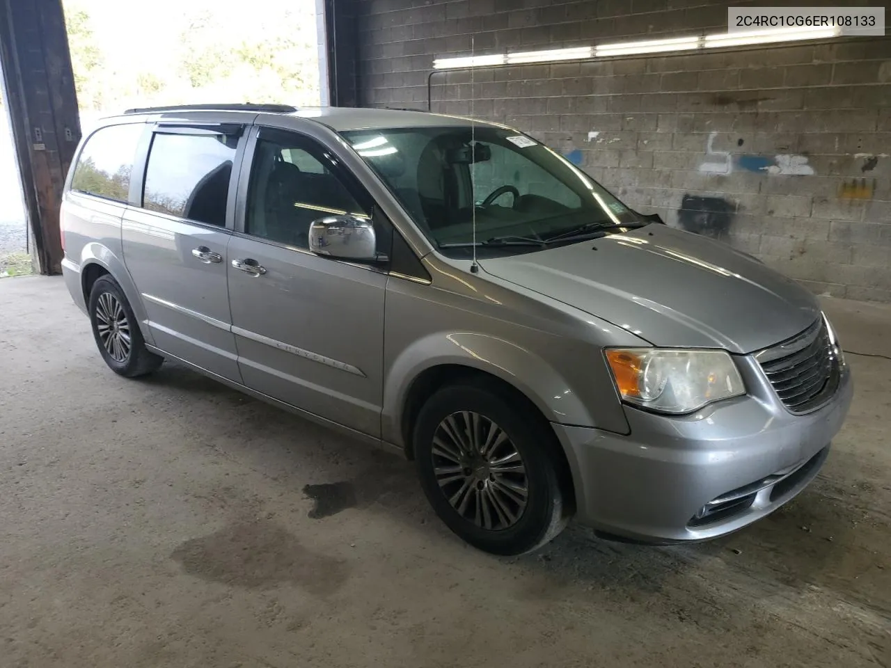 2014 Chrysler Town & Country Touring L VIN: 2C4RC1CG6ER108133 Lot: 75710524