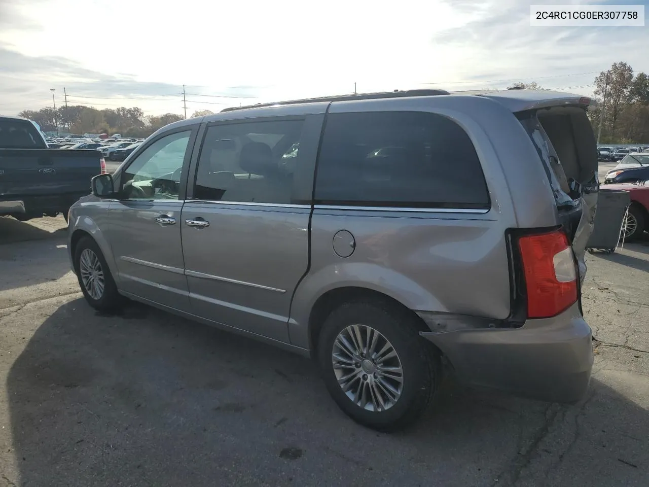 2014 Chrysler Town & Country Touring L VIN: 2C4RC1CG0ER307758 Lot: 77192634