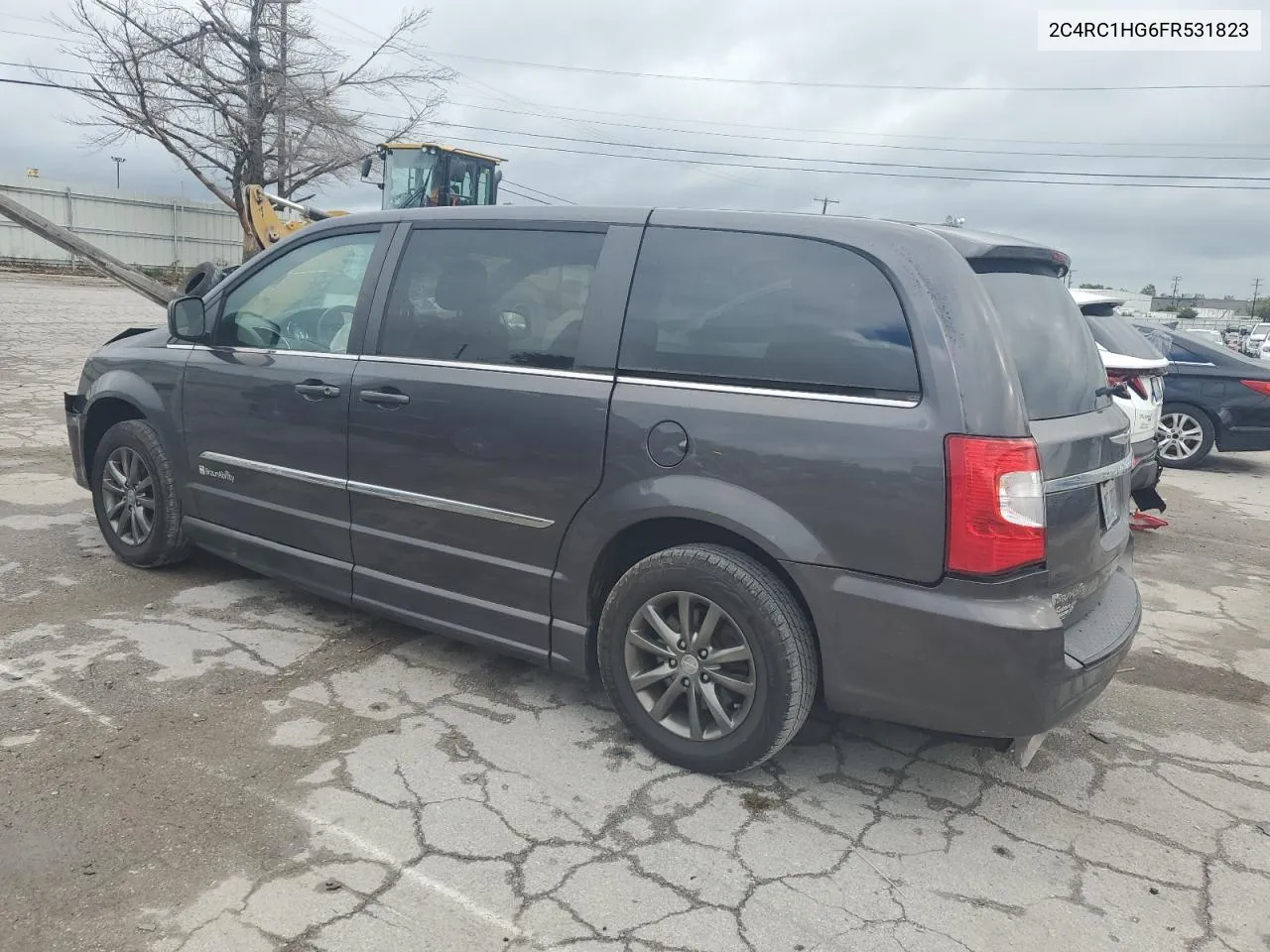 2015 Chrysler Town & Country S VIN: 2C4RC1HG6FR531823 Lot: 62540104