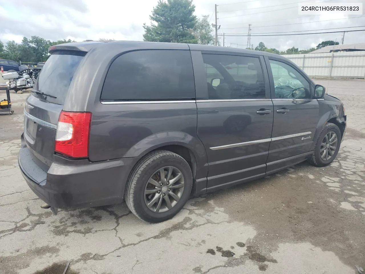 2015 Chrysler Town & Country S VIN: 2C4RC1HG6FR531823 Lot: 62540104