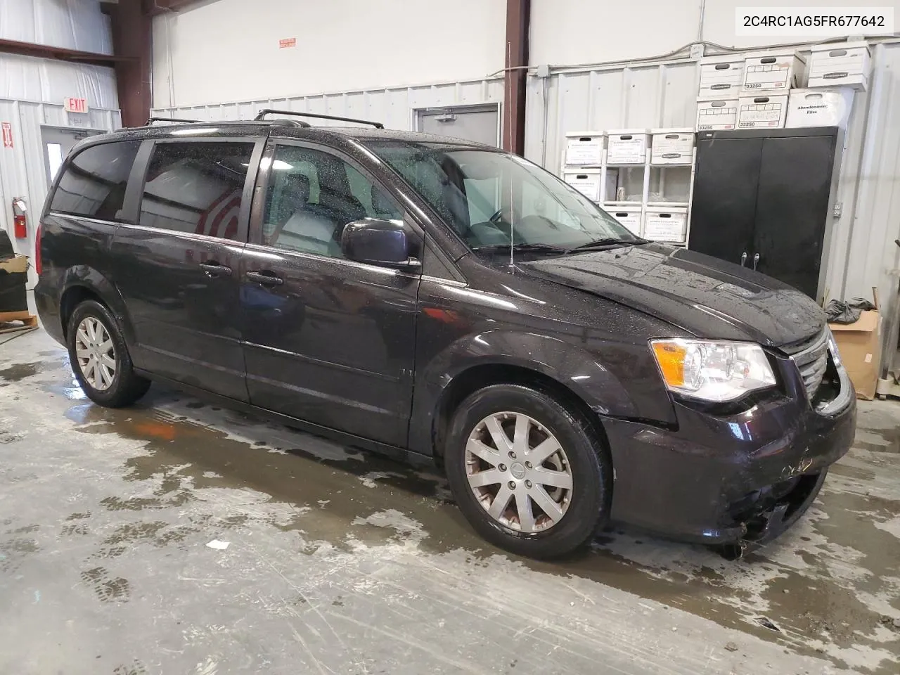 2015 Chrysler Town & Country Lx VIN: 2C4RC1AG5FR677642 Lot: 65444624