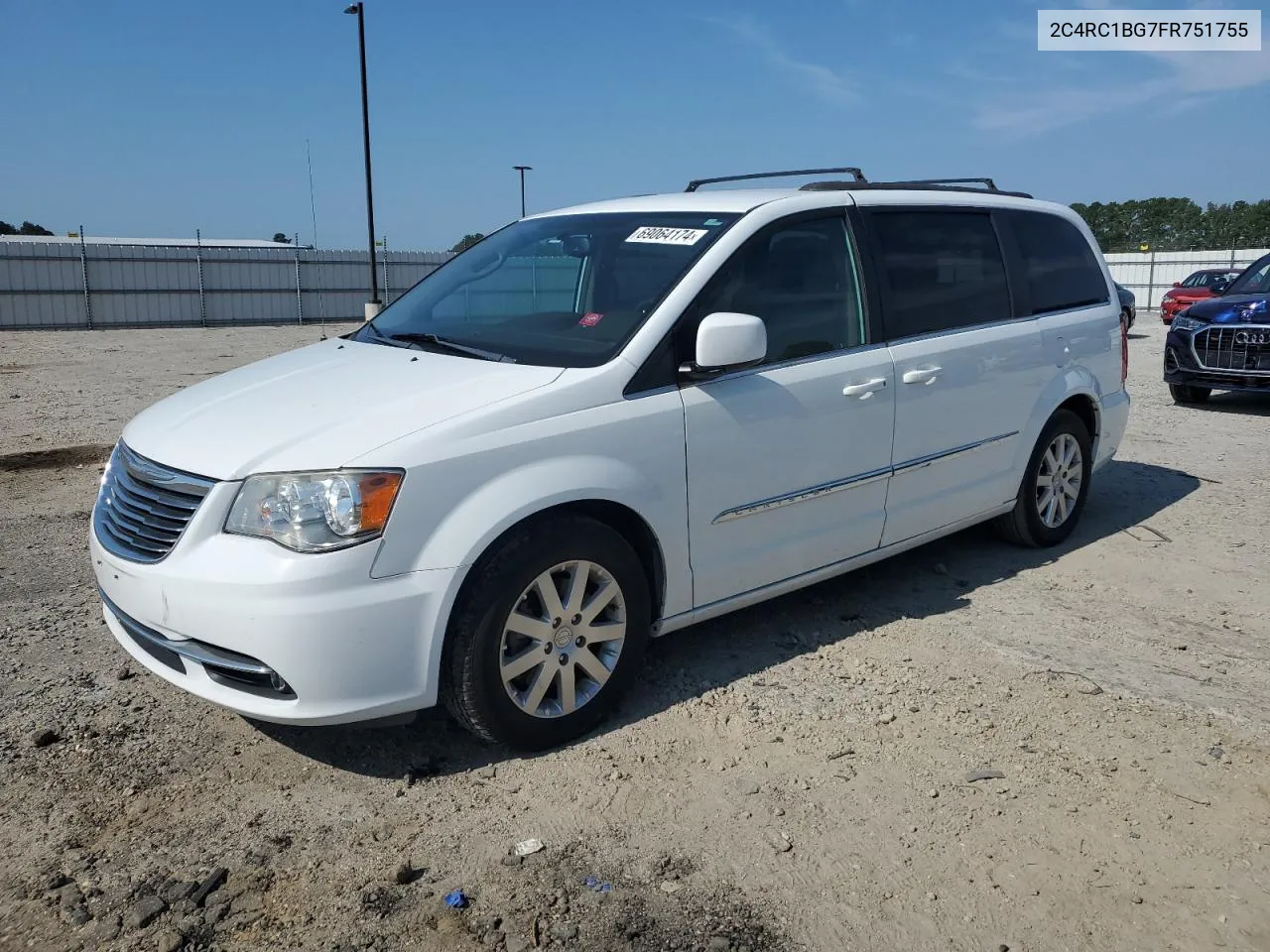 2015 Chrysler Town & Country Touring VIN: 2C4RC1BG7FR751755 Lot: 69064174