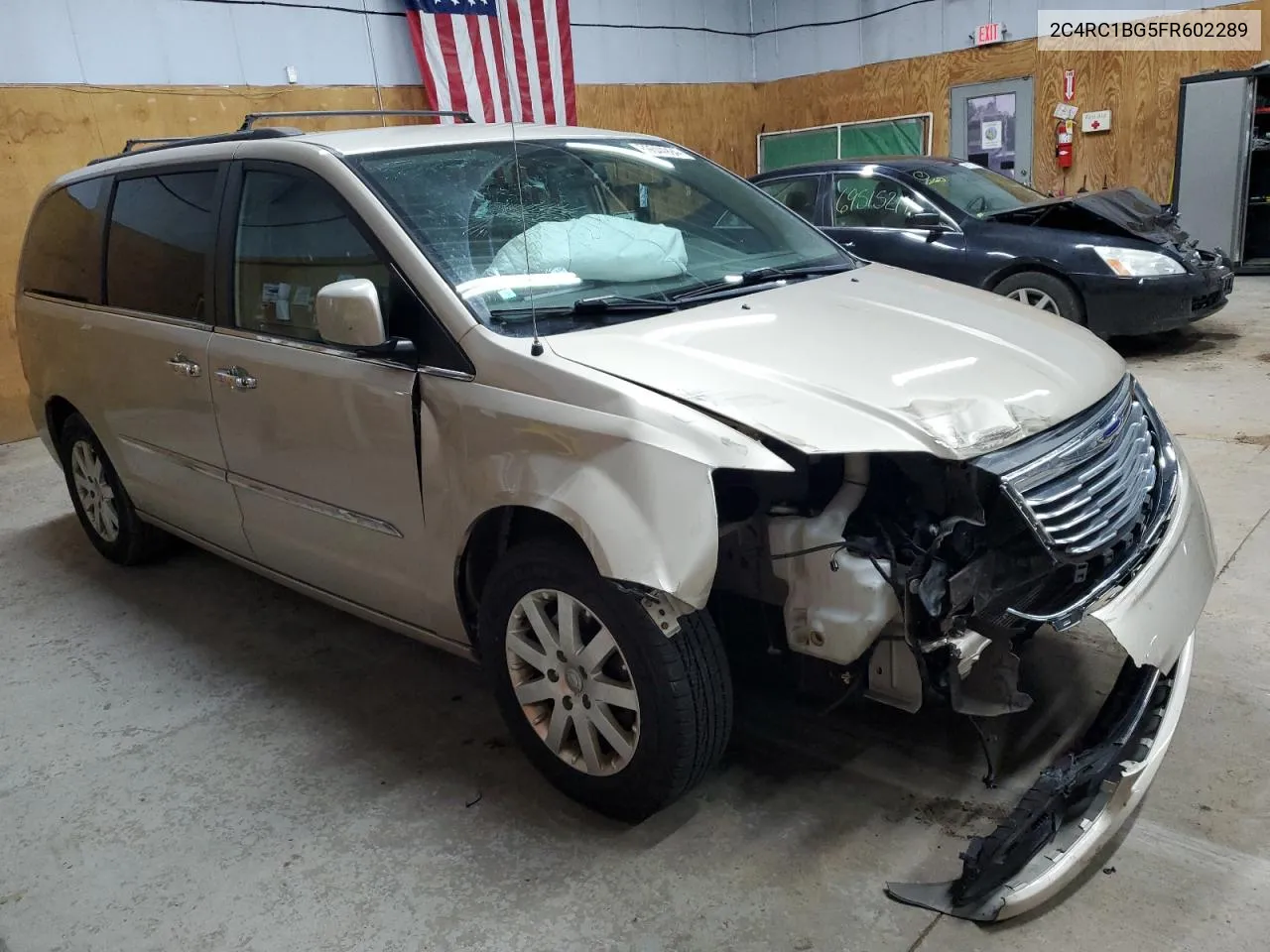 2015 Chrysler Town & Country Touring VIN: 2C4RC1BG5FR602289 Lot: 69644994