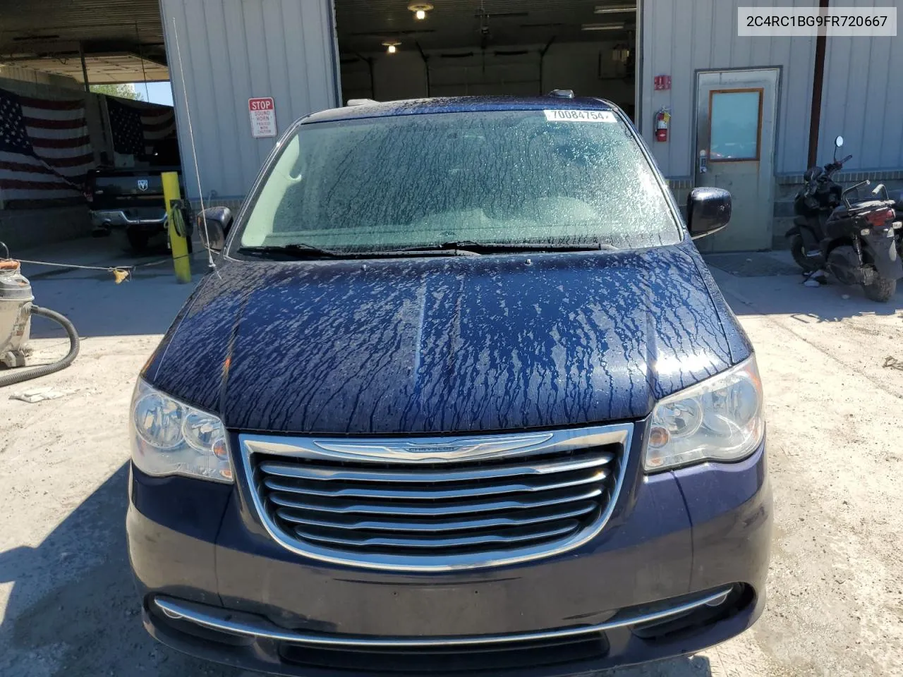 2015 Chrysler Town & Country Touring VIN: 2C4RC1BG9FR720667 Lot: 70084754