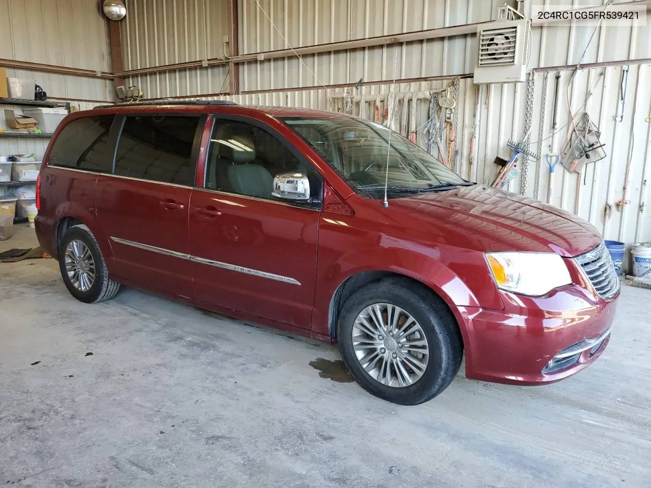 2015 Chrysler Town & Country Touring L VIN: 2C4RC1CG5FR539421 Lot: 70510454