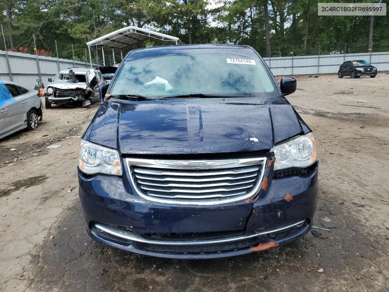 2015 Chrysler Town & Country Touring VIN: 2C4RC1BG2FR695997 Lot: 72764144