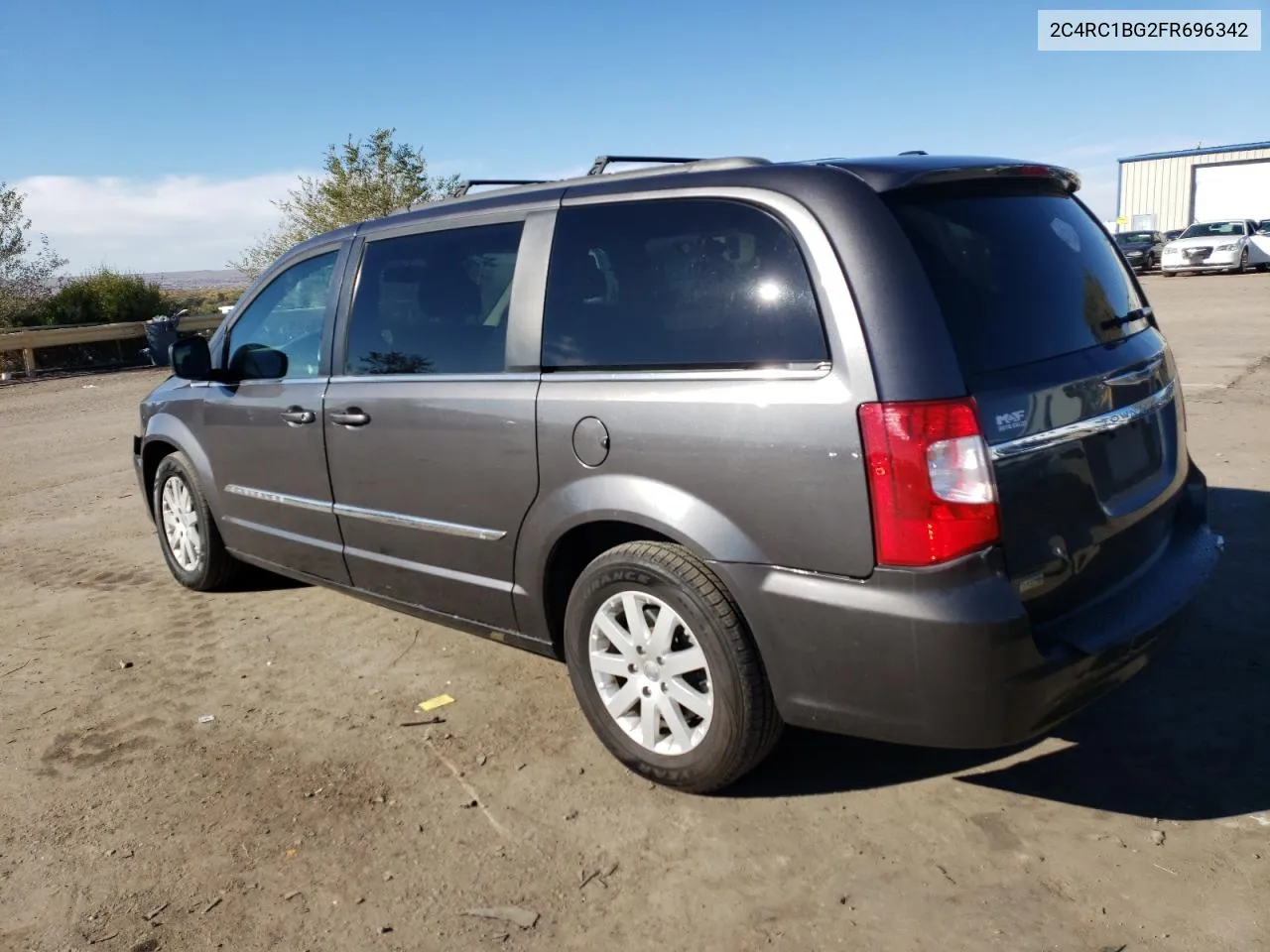 2015 Chrysler Town & Country Touring VIN: 2C4RC1BG2FR696342 Lot: 73408044