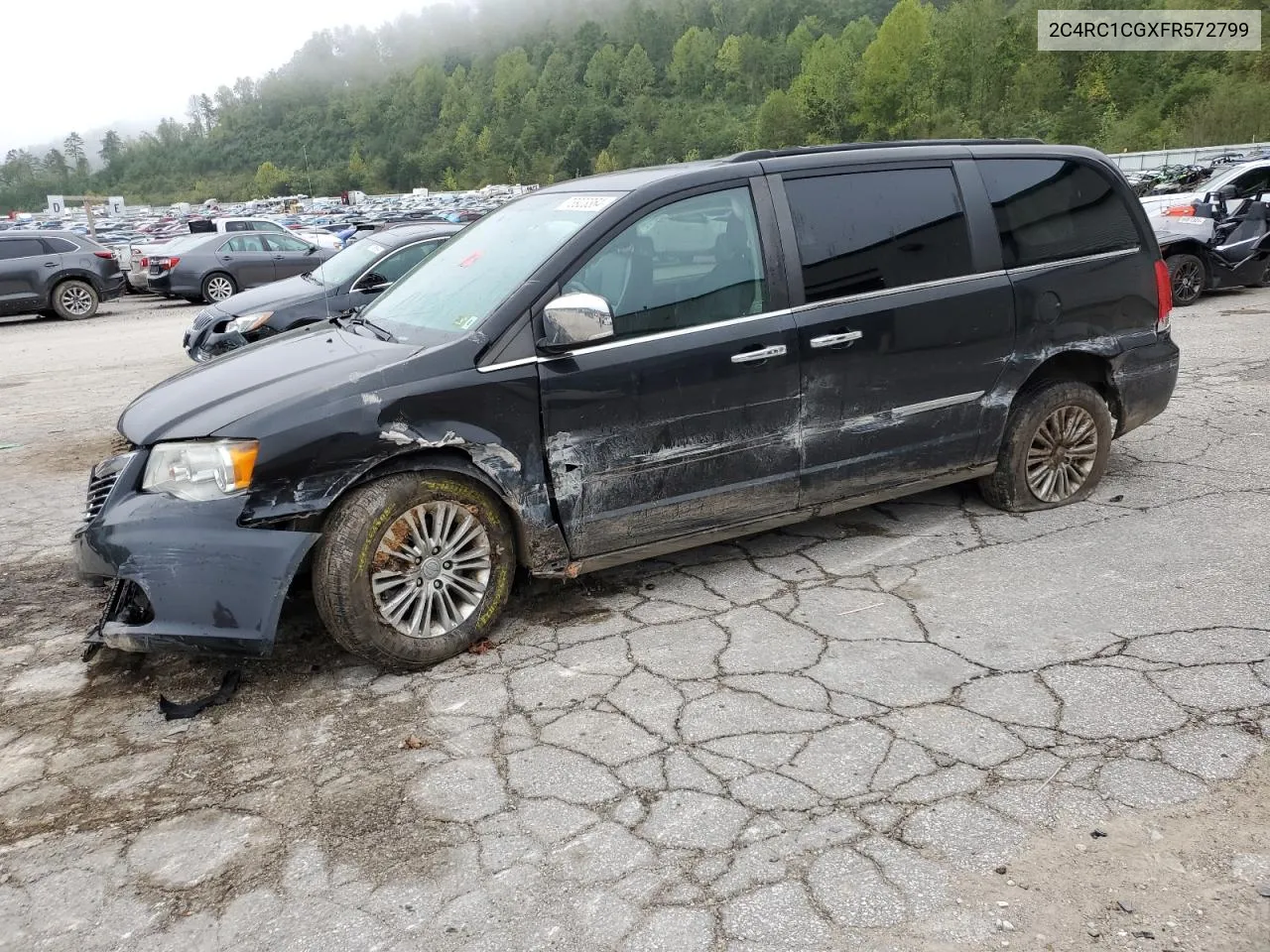 2015 Chrysler Town & Country Touring L VIN: 2C4RC1CGXFR572799 Lot: 73923364