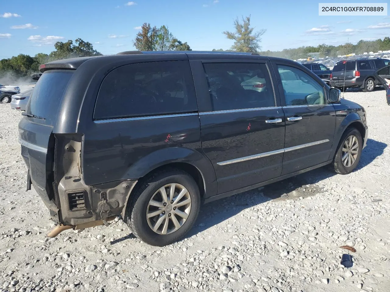 2015 Chrysler Town & Country Limited Platinum VIN: 2C4RC1GGXFR708889 Lot: 75701314