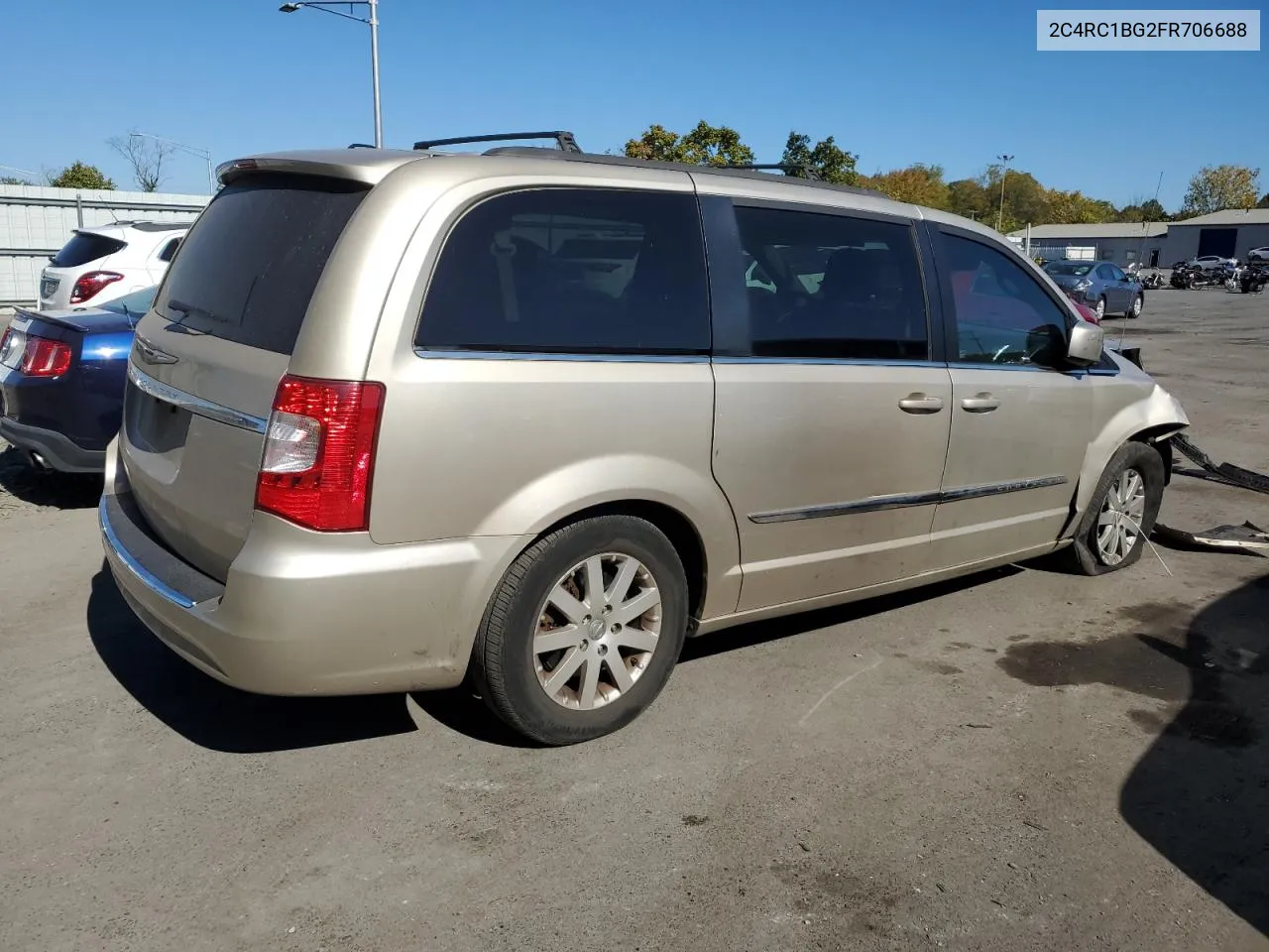 2015 Chrysler Town & Country Touring VIN: 2C4RC1BG2FR706688 Lot: 75750134