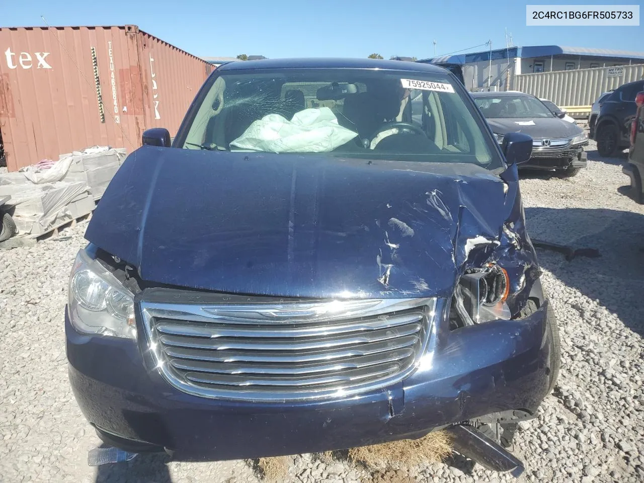 2015 Chrysler Town & Country Touring VIN: 2C4RC1BG6FR505733 Lot: 75925044